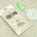 5900168575059 575059 Deku - Zestaw kreatywny do haftowania na drewnie 10 x 10 cm –bombka - choinka A.jpg